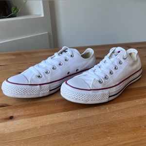White Leather Chuck Taylor Low Top Converse